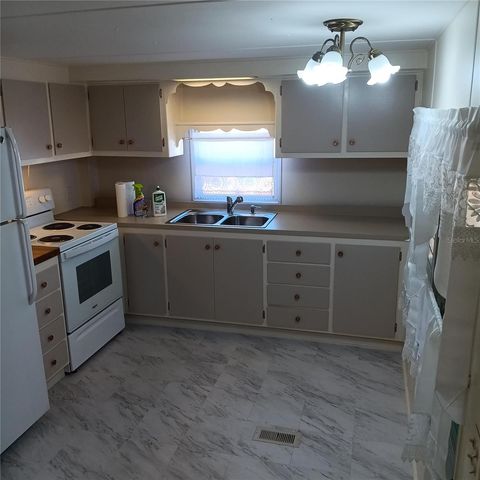 810 49TH AVENUE, Bradenton, FL 34207