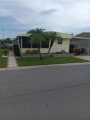 810 49TH AVENUE, Bradenton, FL 34207