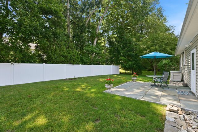 1660 Central Street, Yorktown Heights, NY 10598