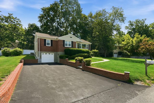1660 Central Street, Yorktown Heights, NY 10598