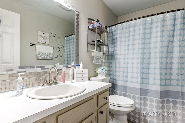 3481 Hampton Downs Drive SE, Grand Rapids, MI 49512