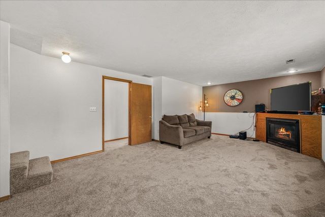 10403 N Arrowhead Rd Dr, Spokane, WA 99208