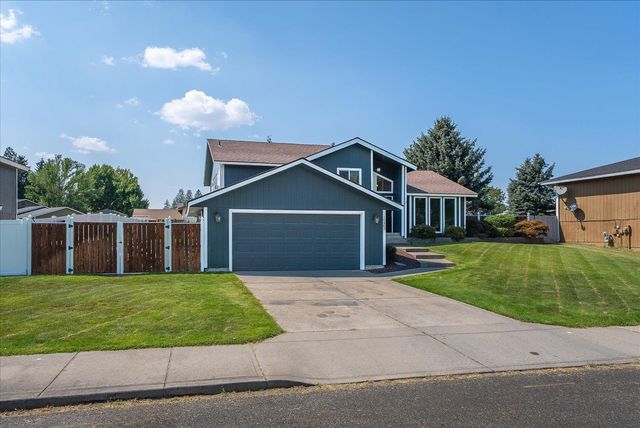 10403 N Arrowhead Rd Dr, Spokane, WA 99208