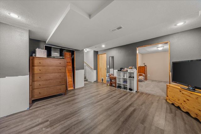 10403 N Arrowhead Rd Dr, Spokane, WA 99208