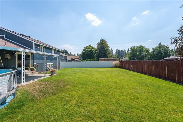 10403 N Arrowhead Rd Dr, Spokane, WA 99208