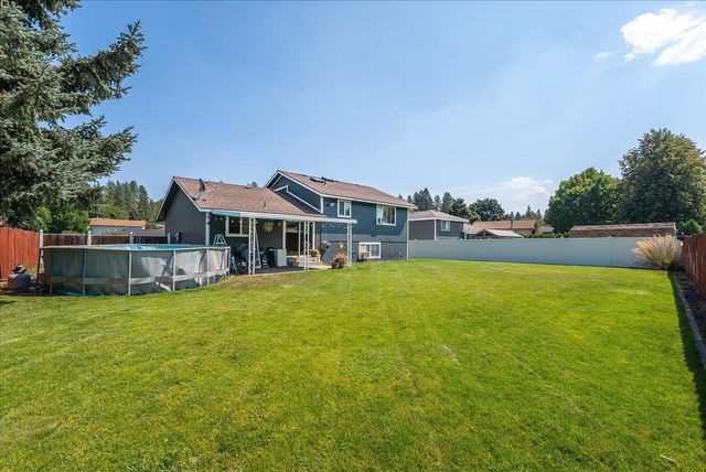 10403 N Arrowhead Rd Dr, Spokane, WA 99208
