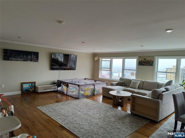 6805-07 Meadowview, North Bergen, NJ 07047