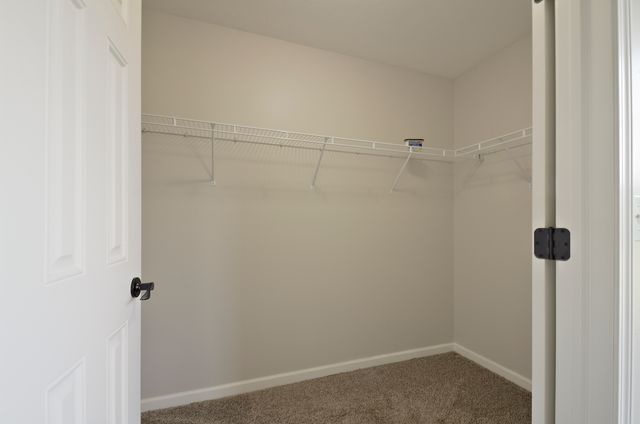 2429 River Oaks Lane 2, Rockford, IL 61102