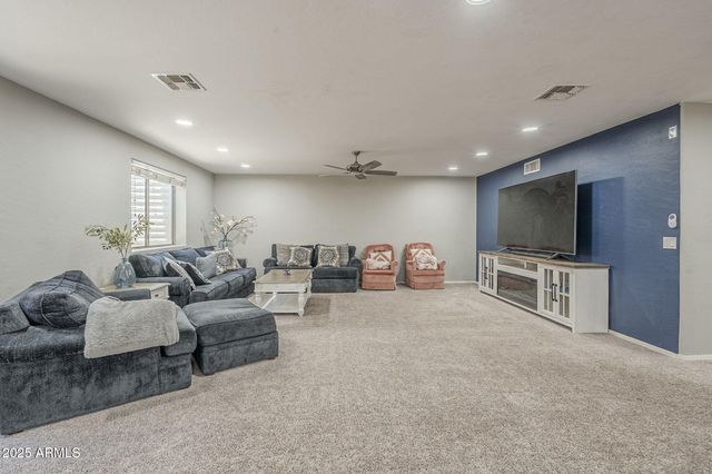 3455 E ROSA Lane, Gilbert, AZ 85297