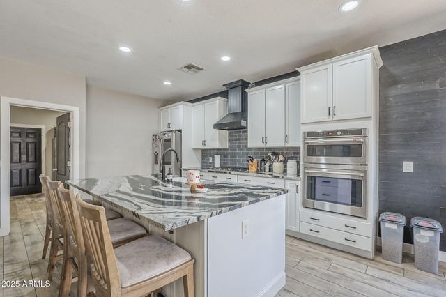 3455 E ROSA Lane, Gilbert, AZ 85297