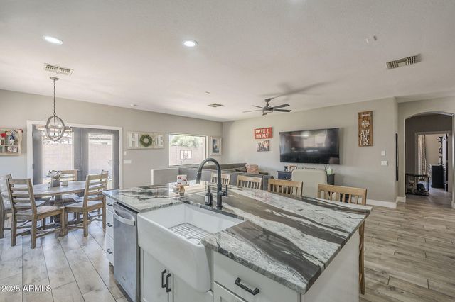 3455 E ROSA Lane, Gilbert, AZ 85297