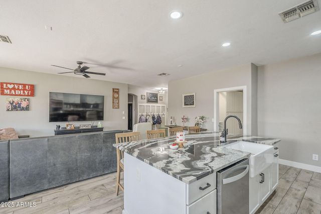 3455 E ROSA Lane, Gilbert, AZ 85297