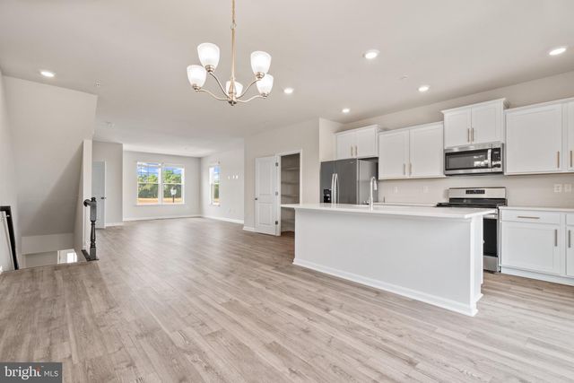 241 MONROE AVE, Frederick, MD 21701