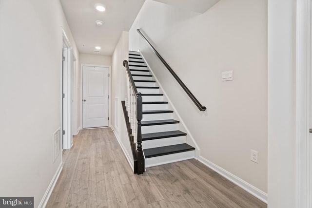 241 MONROE AVE, Frederick, MD 21701
