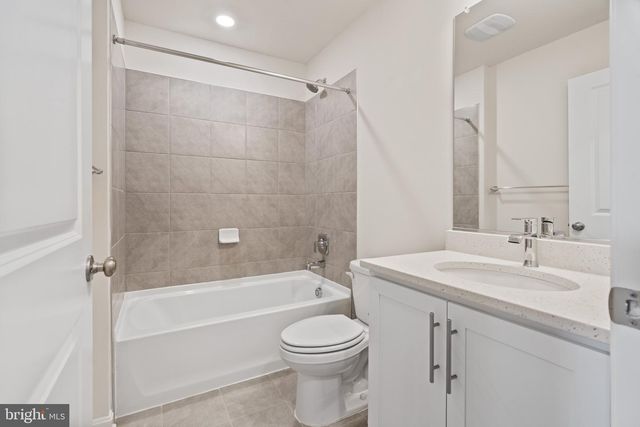 241 MONROE AVE, Frederick, MD 21701