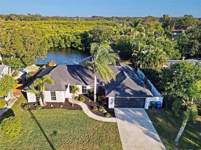 1992 ARVIS CIRCLE E, Clearwater, FL 33764