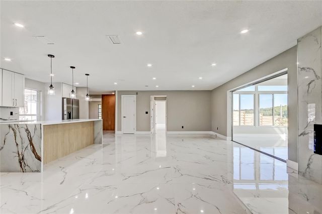 1992 ARVIS CIRCLE E, Clearwater, FL 33764