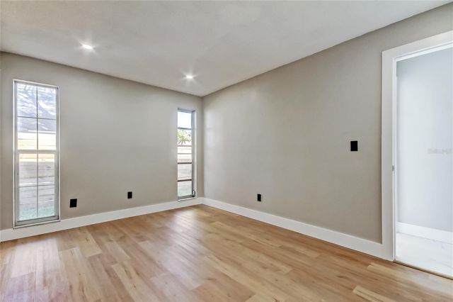 1992 ARVIS CIRCLE E, Clearwater, FL 33764