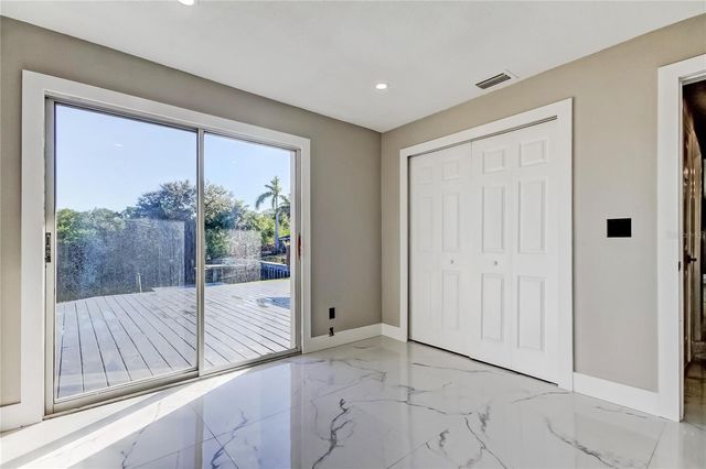 1992 ARVIS CIRCLE E, Clearwater, FL 33764