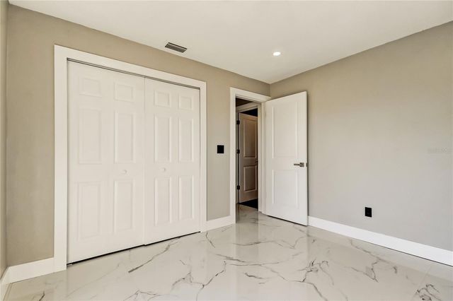 1992 ARVIS CIRCLE E, Clearwater, FL 33764