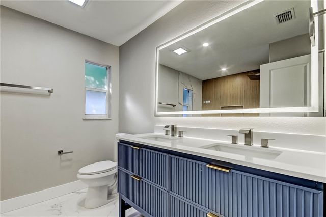 1992 ARVIS CIRCLE E, Clearwater, FL 33764