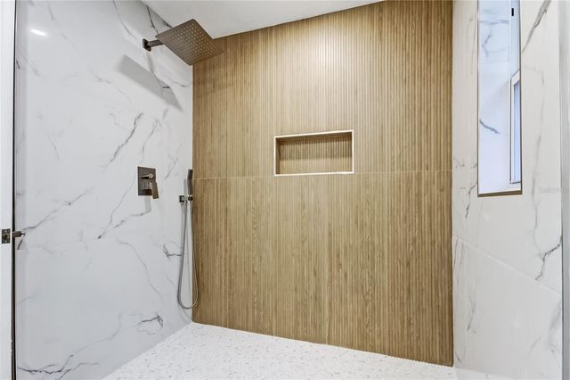 1992 ARVIS CIRCLE E, Clearwater, FL 33764