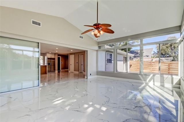 1992 ARVIS CIRCLE E, Clearwater, FL 33764