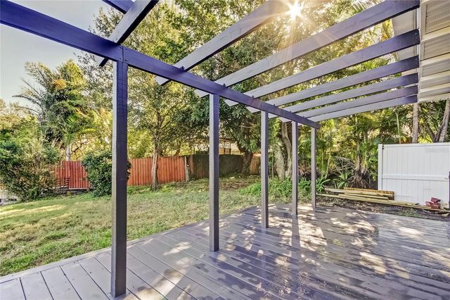 1992 ARVIS CIRCLE E, Clearwater, FL 33764