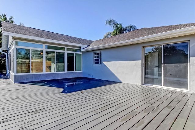 1992 ARVIS CIRCLE E, Clearwater, FL 33764