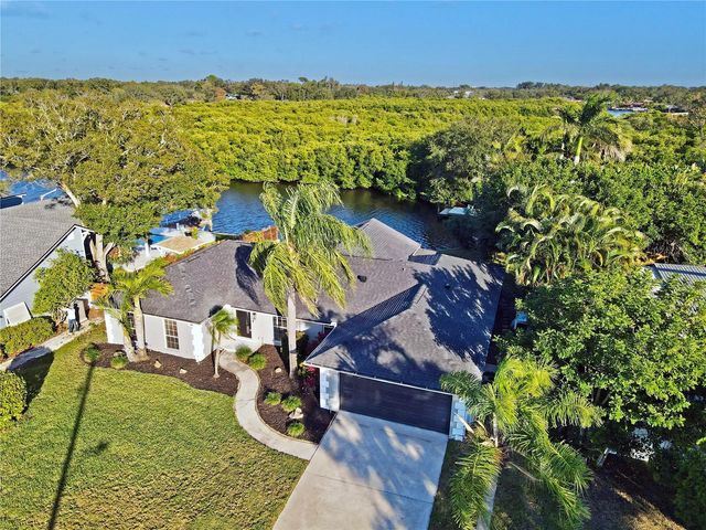 1992 ARVIS CIRCLE E, Clearwater, FL 33764