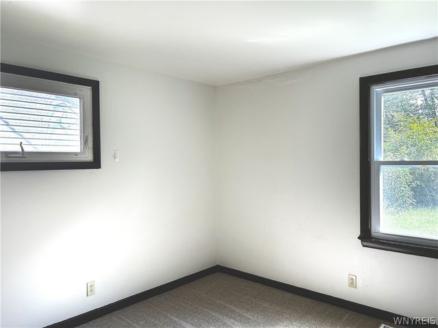 3319 Mckinley Parkway, Hamburg, NY 14219