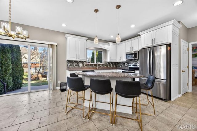 6945 Clayborne Drive, O'fallon, MO 63368