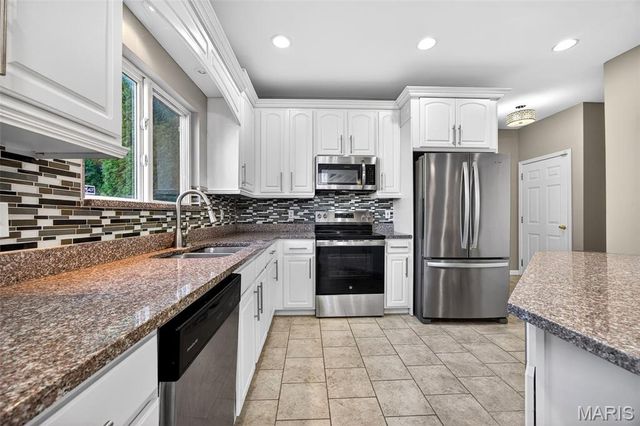 6945 Clayborne Drive, O'fallon, MO 63368