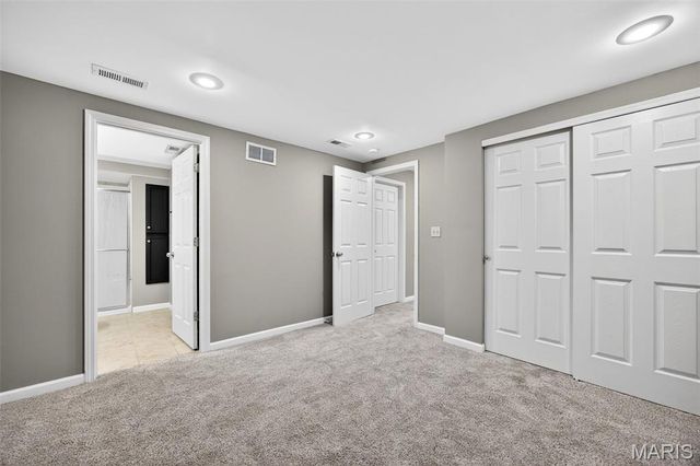 6945 Clayborne Drive, O'fallon, MO 63368