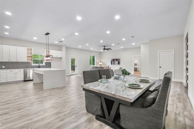 197 S Buckhorn DR, Bastrop, TX 78602