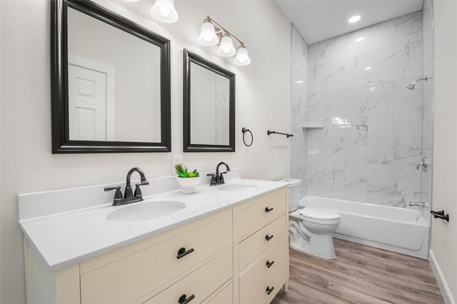 197 S Buckhorn DR, Bastrop, TX 78602