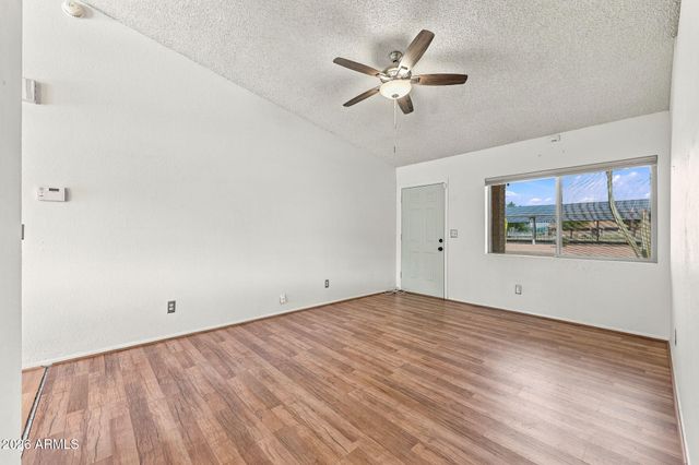 10809 W CAMPBELL Avenue, Phoenix, AZ 85037