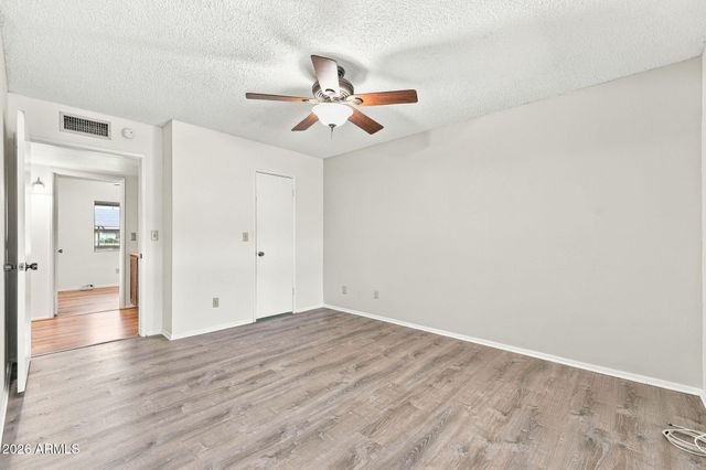 10809 W CAMPBELL Avenue, Phoenix, AZ 85037