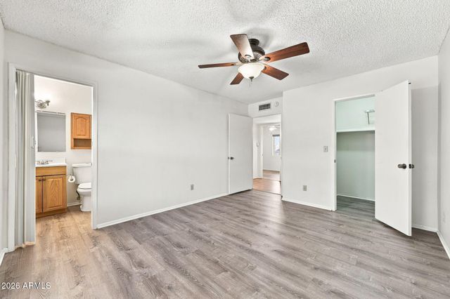 10809 W CAMPBELL Avenue, Phoenix, AZ 85037