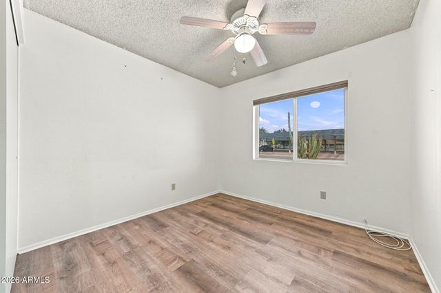 10809 W CAMPBELL Avenue, Phoenix, AZ 85037