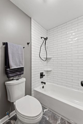 112 Derby Court, Versailles, KY 40383