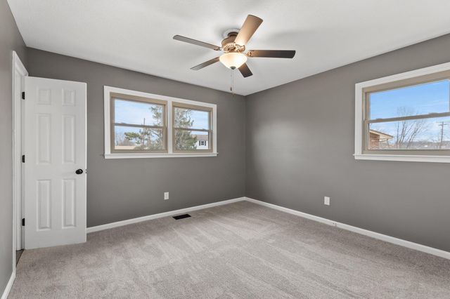 112 Derby Court, Versailles, KY 40383