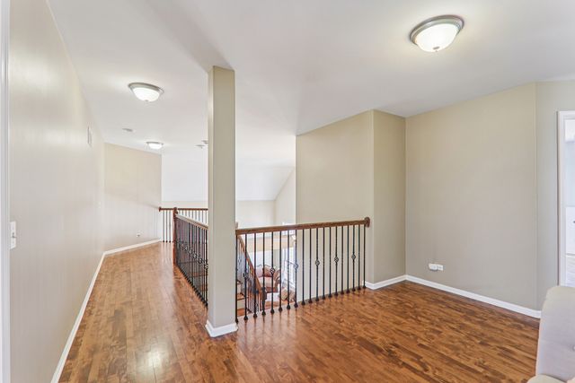 911 Tipperary Street, Gilberts, IL 60136