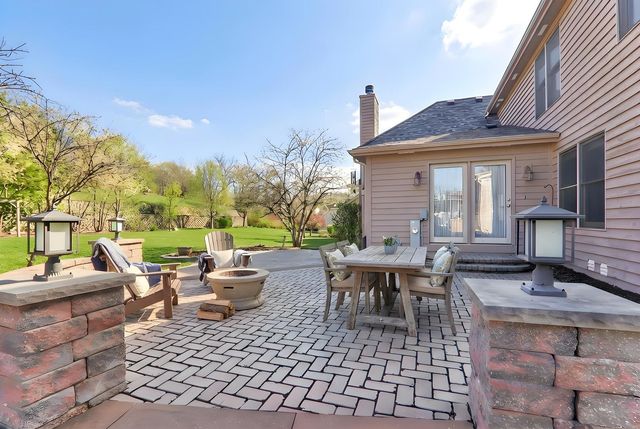 911 Tipperary Street, Gilberts, IL 60136