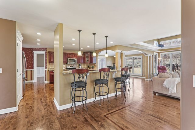 911 Tipperary Street, Gilberts, IL 60136