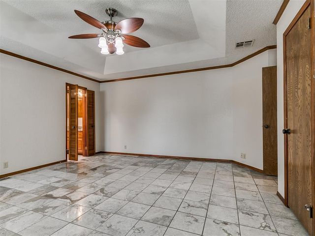 908 Carfax Road, Edmond, OK 73034