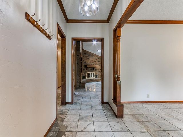 908 Carfax Road, Edmond, OK 73034