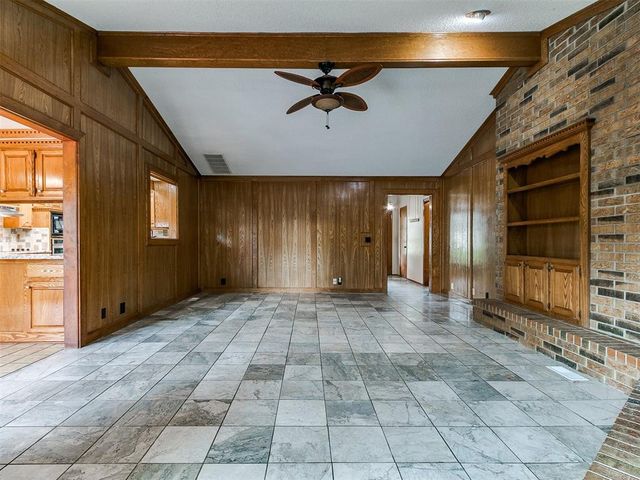 908 Carfax Road, Edmond, OK 73034