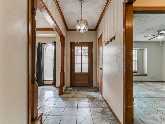 908 Carfax Road, Edmond, OK 73034