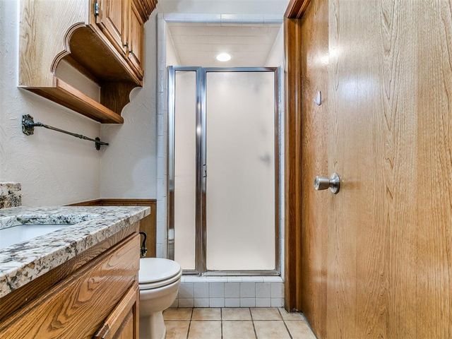 908 Carfax Road, Edmond, OK 73034